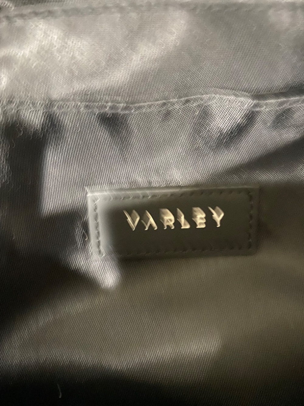 Varley belt bag - Picture 11 of 11
